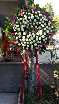  Gümüşhane çiçek mağazası , çiçekçi adresleri  Cenaze Çelengi  Gümüşhane hediye sevgilime hediye çiçek 