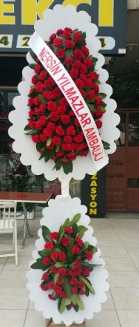 Çift katlı düğün nikah çiçeği modeli  Gümüşhane 14 şubat sevgililer günü çiçek 