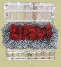  Gümüşhane online çiçekçi , çiçek siparişi  Sandikta 11 adet güller - sevdiklerinize en ideal seçim